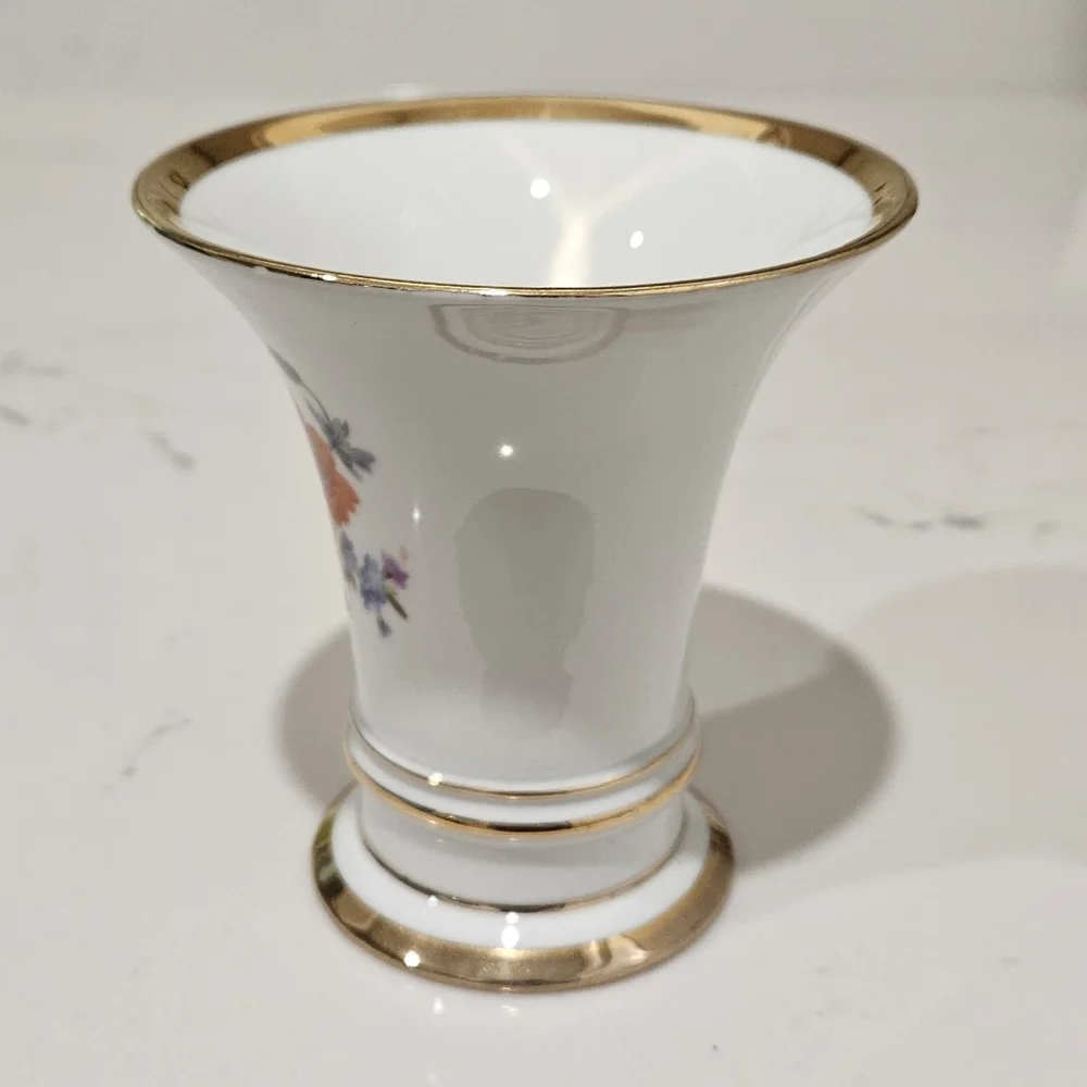 Vintage Erphila Vase Porcelain Floral Gold Accent Made In Germany - Picture 2 of 6